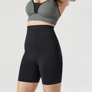Blanqi Everyday Postpartum Girlshort